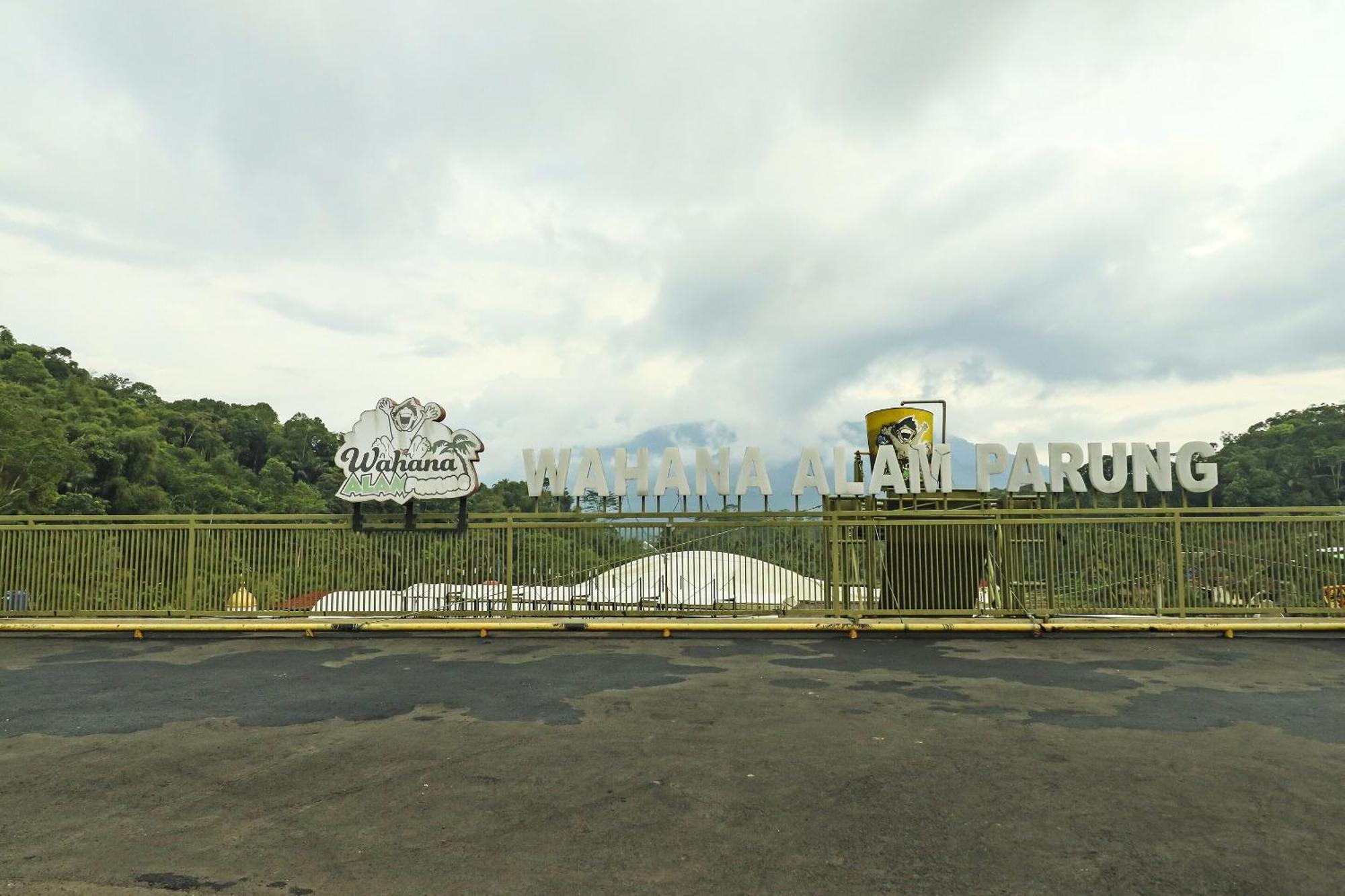 Oyo Homes 90956 Desa Wisata Guranteng Pendjalu Exterior photo